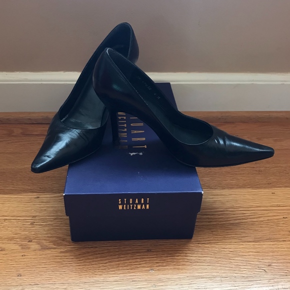 Stuart Weitzman "Princess" Pumps - Picture 3 of 7